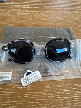 Peepers- On Holiday Polarized Sunglasses